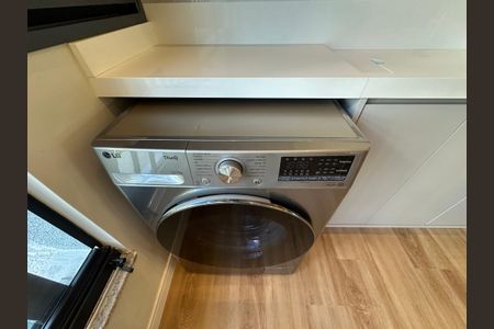 Apartamento à venda com 70m², 3 quartos e 1 vagaÁrea de Serviço