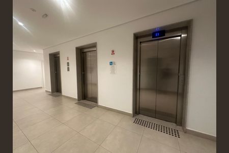 Apartamento à venda com 70m², 3 quartos e 1 vagaHall de entrada