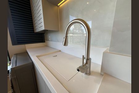 Apartamento à venda com 70m², 3 quartos e 1 vagaÁrea de Serviço