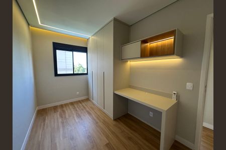 Apartamento à venda com 70m², 3 quartos e 1 vagaQuarto 2