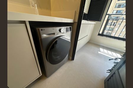Apartamento à venda com 70m², 3 quartos e 1 vaga Apartamento à venda com 70m², 3 quartos e 1 vagaÁrea de Serviço