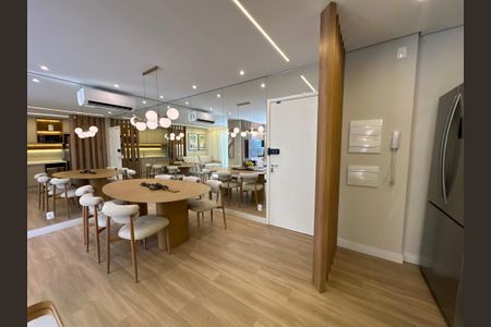 Apartamento à venda com 70m², 3 quartos e 1 vaga Apartamento à venda com 70m², 3 quartos e 1 vagaSala