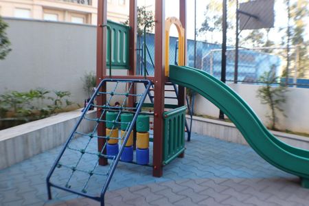 Apartamento à venda com 70m², 3 quartos e 1 vaga Apartamento à venda com 70m², 3 quartos e 1 vagaÁrea comum - Playground