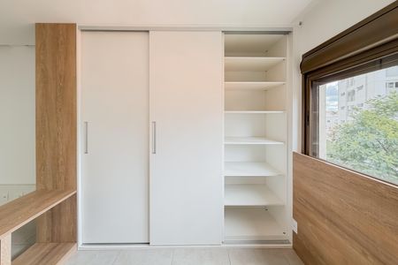 Studio para alugar com 45m², 1 quarto e 1 vagaQuarto - Armários