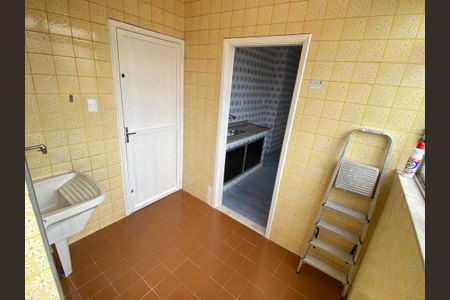 Apartamento à venda com 80m², 2 quartos e 2 vagasÁrea de Serviço