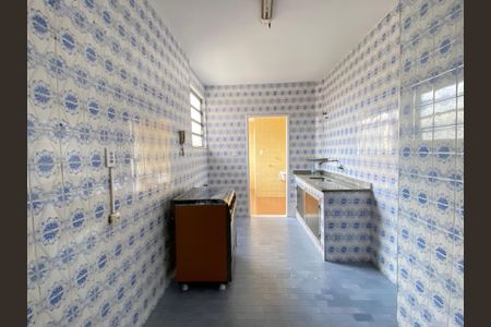 Apartamento à venda com 80m², 2 quartos e 2 vagasCozinha