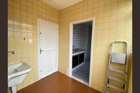 Apartamento à venda com 80m², 2 quartos e 2 vagasÁrea de Serviço