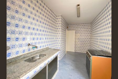 Apartamento à venda com 80m², 2 quartos e 2 vagasCozinha