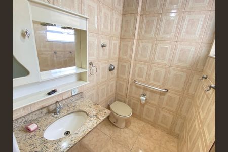 Apartamento à venda com 80m², 2 quartos e 2 vagasBanheiro