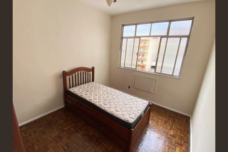 Apartamento à venda com 80m², 2 quartos e 2 vagasQuarto 2