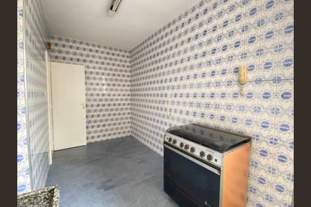 Apartamento à venda com 80m², 2 quartos e 2 vagasCozinha