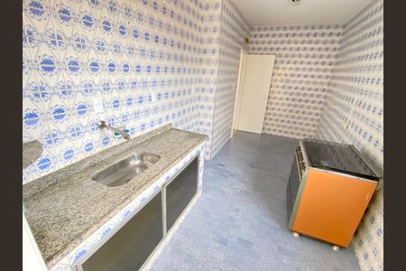 Apartamento à venda com 80m², 2 quartos e 2 vagasCozinha