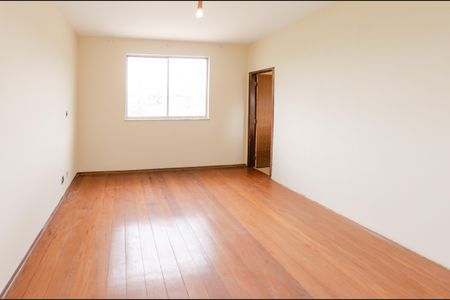 Apartamento à venda com 140m², 3 quartos e 2 vagas Apartamento à venda com 140m², 3 quartos e 2 vagasSuíte