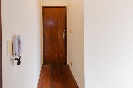 Apartamento à venda com 140m², 3 quartos e 2 vagas Apartamento à venda com 140m², 3 quartos e 2 vagasCorredor