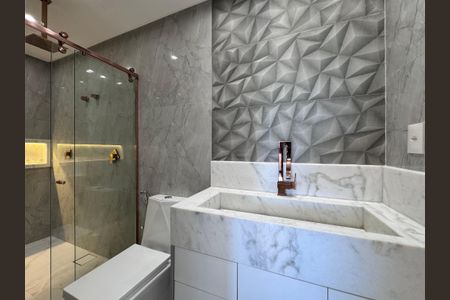 Casa de condomínio para alugar com 300m², 5 quartos e 3 vagas Casa de condomínio para alugar com 300m², 5 quartos e 3 vagasSuíte 2 - Banheiro