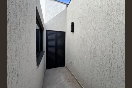 Casa de condomínio para alugar com 300m², 5 quartos e 3 vagas