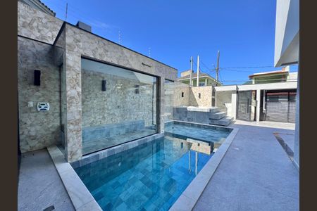 Casa de condomínio para alugar com 300m², 5 quartos e 3 vagas