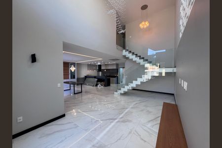 Casa de condomínio para alugar com 300m², 5 quartos e 3 vagas Casa de condomínio para alugar com 300m², 5 quartos e 3 vagasSala