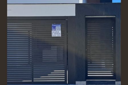 Casa de condomínio para alugar com 300m², 5 quartos e 3 vagas