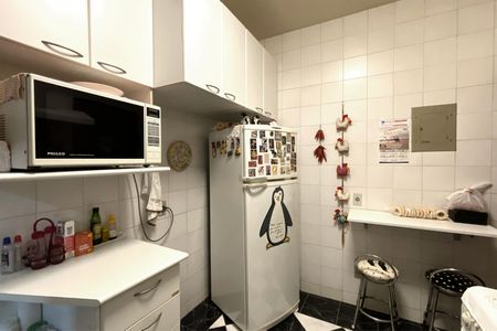 Apartamento à venda com 157m², 3 quartos e 2 vagas Apartamento à venda com 157m², 3 quartos e 2 vagasCozinha