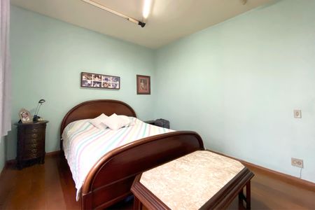 Apartamento à venda com 157m², 3 quartos e 2 vagas Apartamento à venda com 157m², 3 quartos e 2 vagasQuarto 3