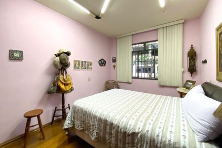 Apartamento à venda com 157m², 3 quartos e 2 vagas Apartamento à venda com 157m², 3 quartos e 2 vagasQuarto 2