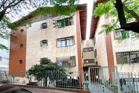 Apartamento à venda com 157m², 3 quartos e 2 vagas Apartamento à venda com 157m², 3 quartos e 2 vagasFachada