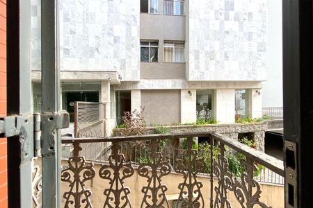 Apartamento à venda com 157m², 3 quartos e 2 vagas Apartamento à venda com 157m², 3 quartos e 2 vagasVaranda da Suite 1