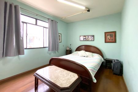 Apartamento à venda com 157m², 3 quartos e 2 vagas Apartamento à venda com 157m², 3 quartos e 2 vagasQuarto 3