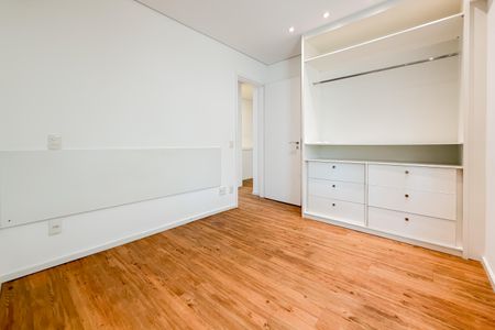 Apartamento para alugar com 117m², 2 quartos e 1 vagaSuíte