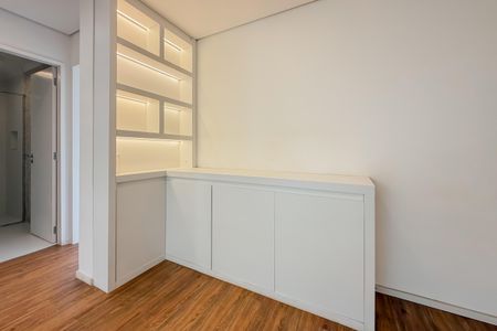 Sala de apartamento para alugar com 2 quartos, 117m² em Bosque da Saúde, São Paulo