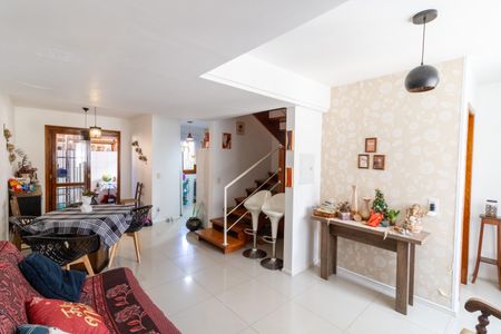 Sala de casa de condomínio à venda com 3 quartos, 99m² em Espírito Santo, Porto Alegre