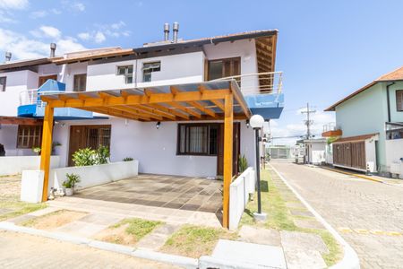 Casa de condomínio à venda com 99m², 3 quartos e 2 vagasGaragem