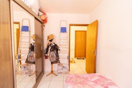 Casa de condomínio à venda com 99m², 3 quartos e 2 vagasQuarto 1