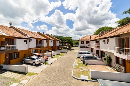 Casa de condomínio à venda com 99m², 3 quartos e 2 vagasVista da Suíte