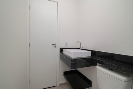 Apartamento para alugar com 55m², 2 quartos e 1 vagaBanheiro do Quarto 2 Suíte