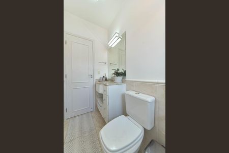 Casa à venda com 214m², 4 quartos e 4 vagasBanheiro Social