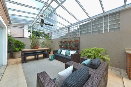 Casa à venda com 214m², 4 quartos e 4 vagasÁrea Gourmet