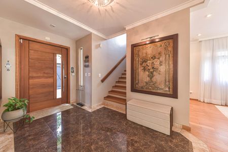 Casa à venda com 214m², 4 quartos e 4 vagasSala - Entrada