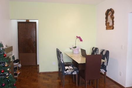 Apartamento à venda com 92m², 3 quartos e 1 vagaSala