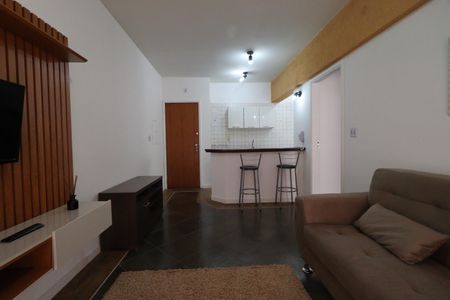 Sala de apartamento para alugar com 1 quarto, 49m² em Centro, Ribeirão Preto