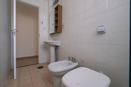 Apartamento para alugar com 139m², 3 quartos e 1 vaga Apartamento para alugar com 139m², 3 quartos e 1 vagaBanheiro Social
