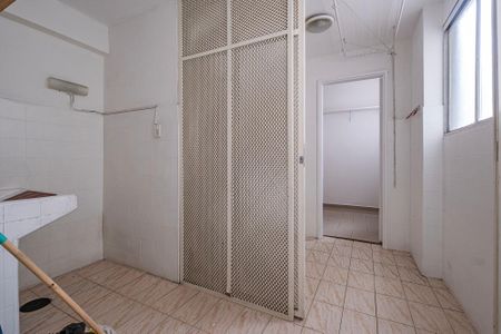 Apartamento para alugar com 139m², 3 quartos e 1 vaga Apartamento para alugar com 139m², 3 quartos e 1 vagaÁrea de Serviço