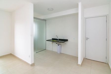 Apartamento para alugar com 60m², 2 quartos e 2 vagas Apartamento para alugar com 60m², 2 quartos e 2 vagasCozinha