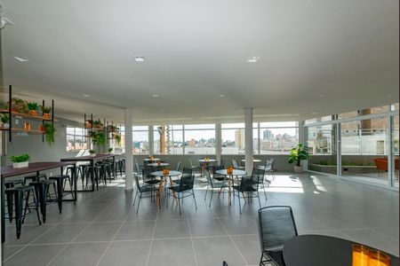 Apartamento para alugar com 60m², 2 quartos e 2 vagas Apartamento para alugar com 60m², 2 quartos e 2 vagasÁrea comum