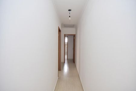 Casa para alugar com 250m², 3 quartos e 8 vagasCorredor