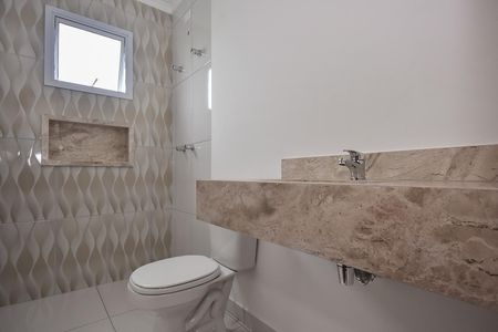 Casa para alugar com 250m², 3 quartos e 8 vagasBanheiro Suíte 2