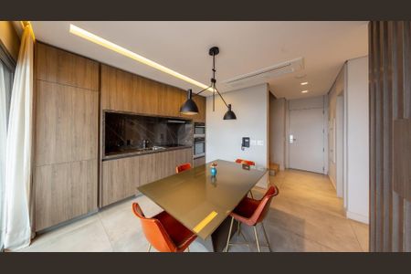 Foto 03 de apartamento à venda com 2 quartos, 90m² em Pinheiros, São Paulo