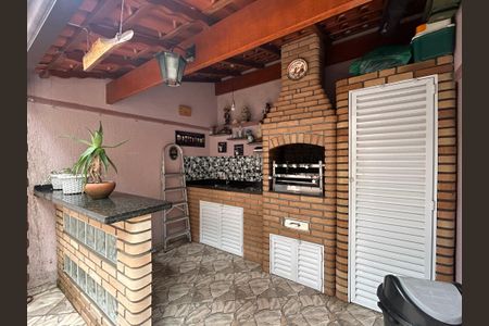 Casa à venda com 90m², 2 quartos e 2 vagas Casa à venda com 90m², 2 quartos e 2 vagasQuintal/ Área Gourmet