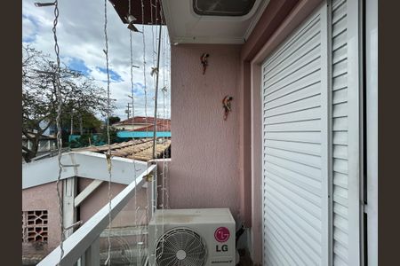 Casa à venda com 90m², 2 quartos e 2 vagas Casa à venda com 90m², 2 quartos e 2 vagasVaranda da Suíte 2